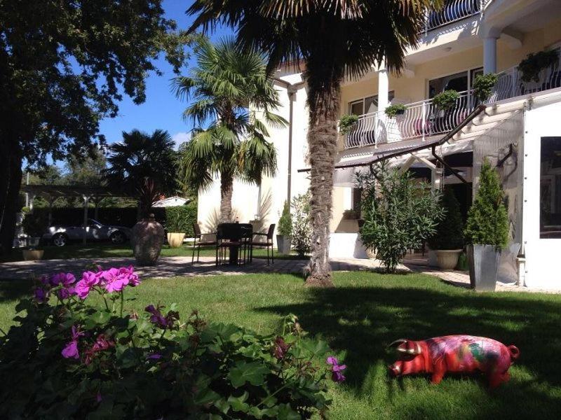 Villa Mala *